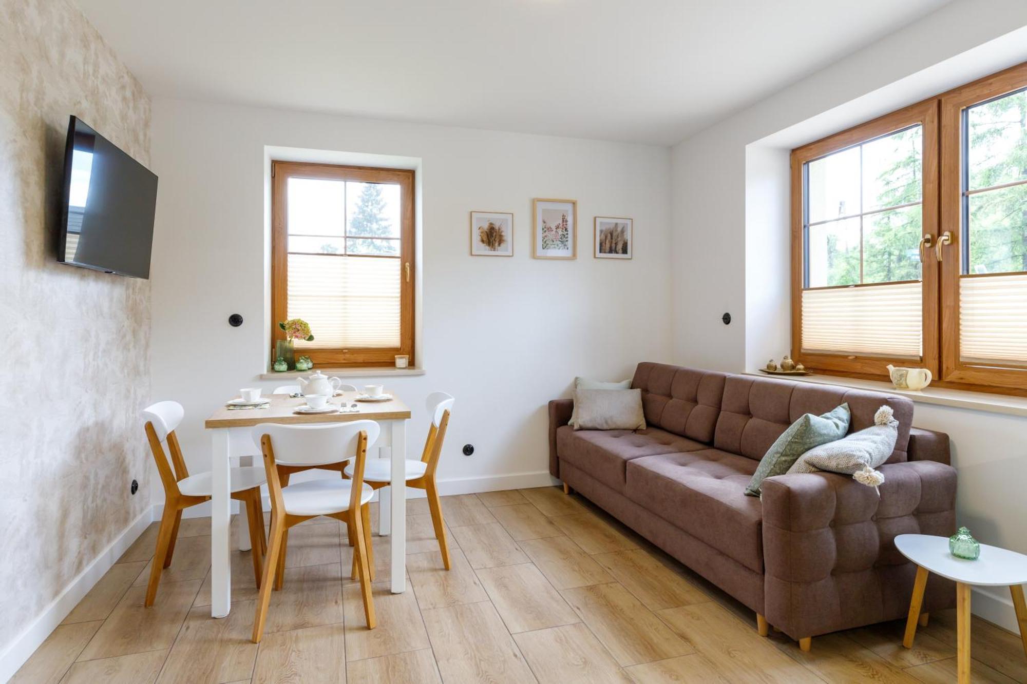 Door Apartment